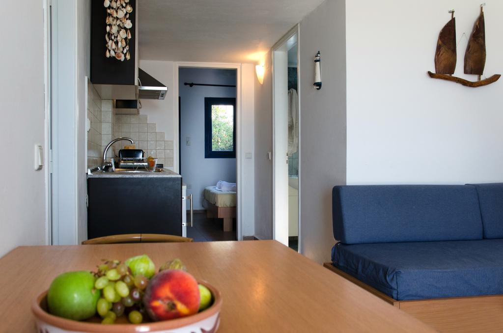 Yialos Studios-Apartments Makrýgialos Dış mekan fotoğraf