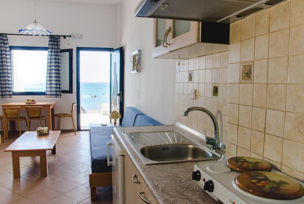 Yialos Studios-Apartments Makrýgialos Dış mekan fotoğraf